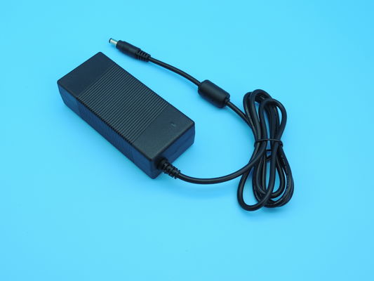 품질  Anti Interference AC Wall Mount Power Adapter Fireproof Anticorrosive 공장